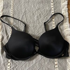 Victorias Secret 32C Very Sexy Push Up Bra